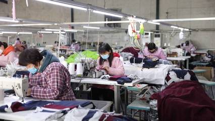 齊“心”魯“力” 按下扶貧“快進鍵” 服裝加工產業助力脫貧攻堅